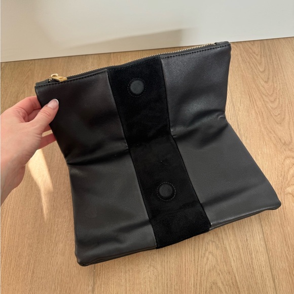 Clutch - Picture 3 of 5